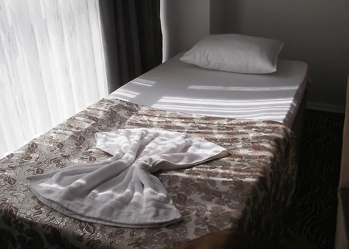 Ξενοδοχείο Rainbow 2*